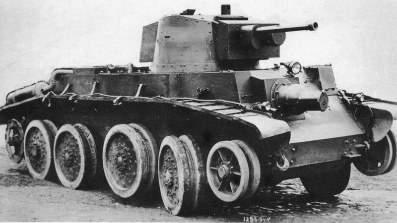 Illustration for article titled The Ten Strangest Tanks Ever Built